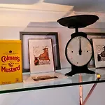 Cocoa Isabella - River Fronted With Secure Parking * 요크