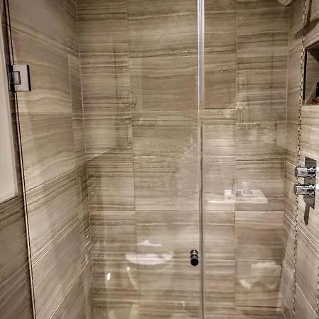 Cocoa Isabella - River Fronted With Secure Parking Daire York