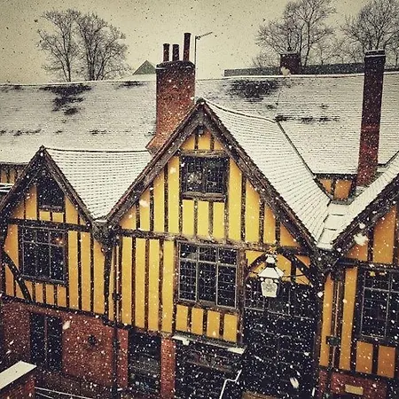 Cocoa Isabella - River Fronted With Secure Parking Daire