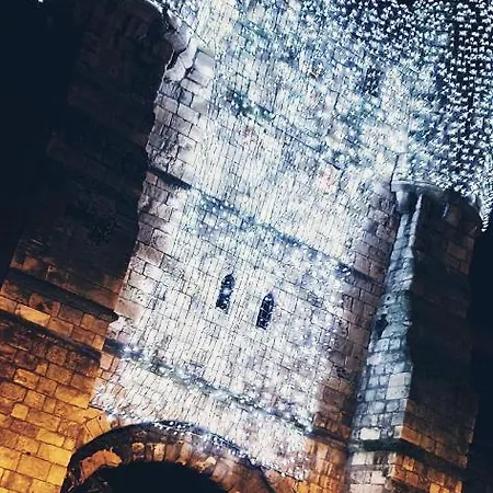 Cocoa Isabella - River Fronted With Secure Parking Daire York