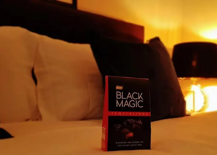 Cocoa Isabella - River Fronted With Secure Parking *