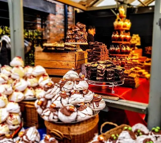 Cocoa Isabella - River Fronted With Secure Parking Lägenhet